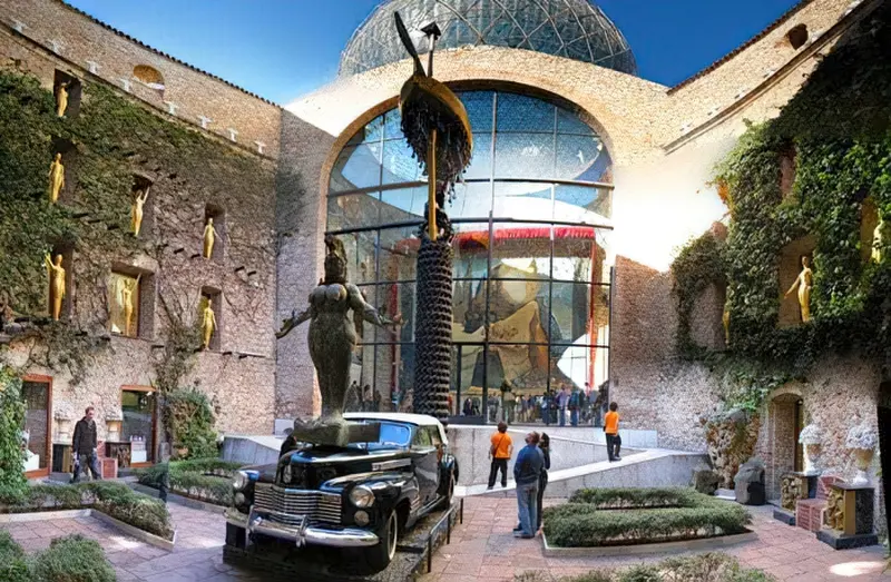 muzej Salvadora Dali v Figerasi 3